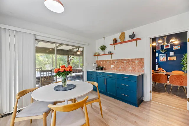 $950,000 | 1210 North Avenue, Highland Park, IL 60035