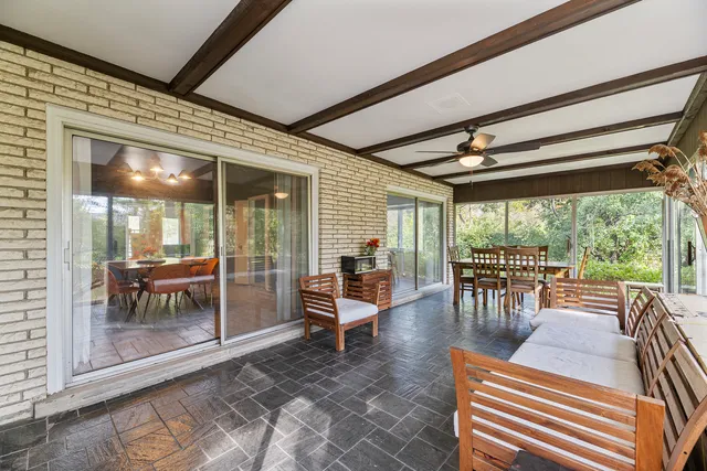 $950,000 | 1210 North Avenue, Highland Park, IL 60035