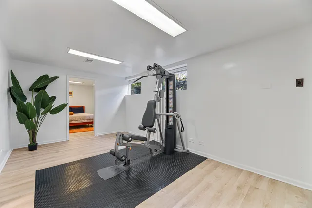 $950,000 | 1210 North Avenue, Highland Park, IL 60035