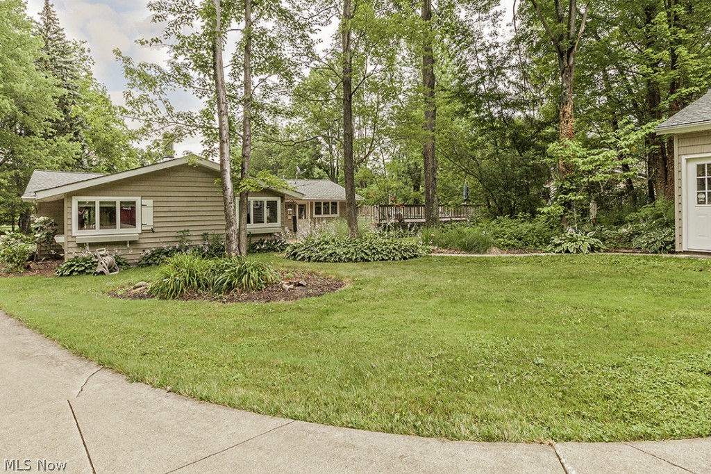 15366 Dale Road Chagrin Falls, OH 44022 - Photo 19 of 25