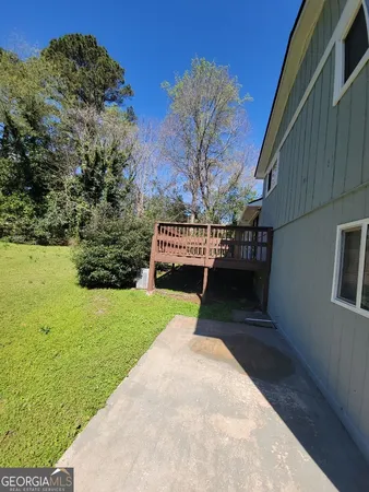 $1,800 | 463 Rock Meadow Drive, Stone Mountain, GA 30088