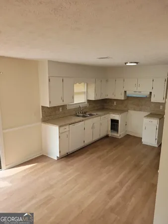 $1,800 | 463 Rock Meadow Drive, Stone Mountain, GA 30088