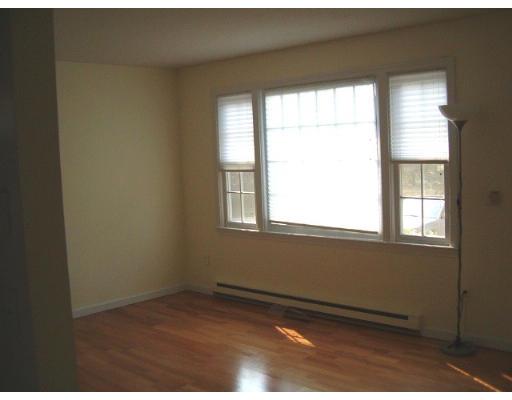 126 Logtown Road Amherst, MA 01002 - Photo 4 of 13 Gallery Image 4