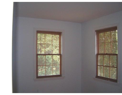 126 Logtown Road Amherst, MA 01002 - Photo 9 of 13 Gallery Image 9