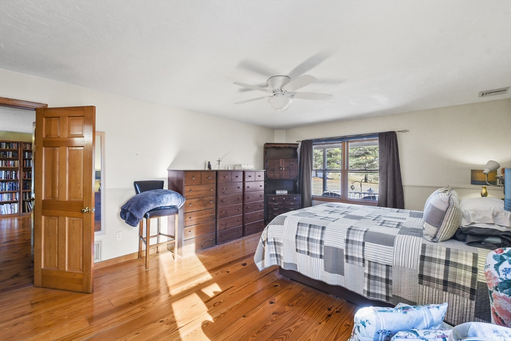 4 Bradish Farm Road Upton, MA 01568 - Photo 17 of 40