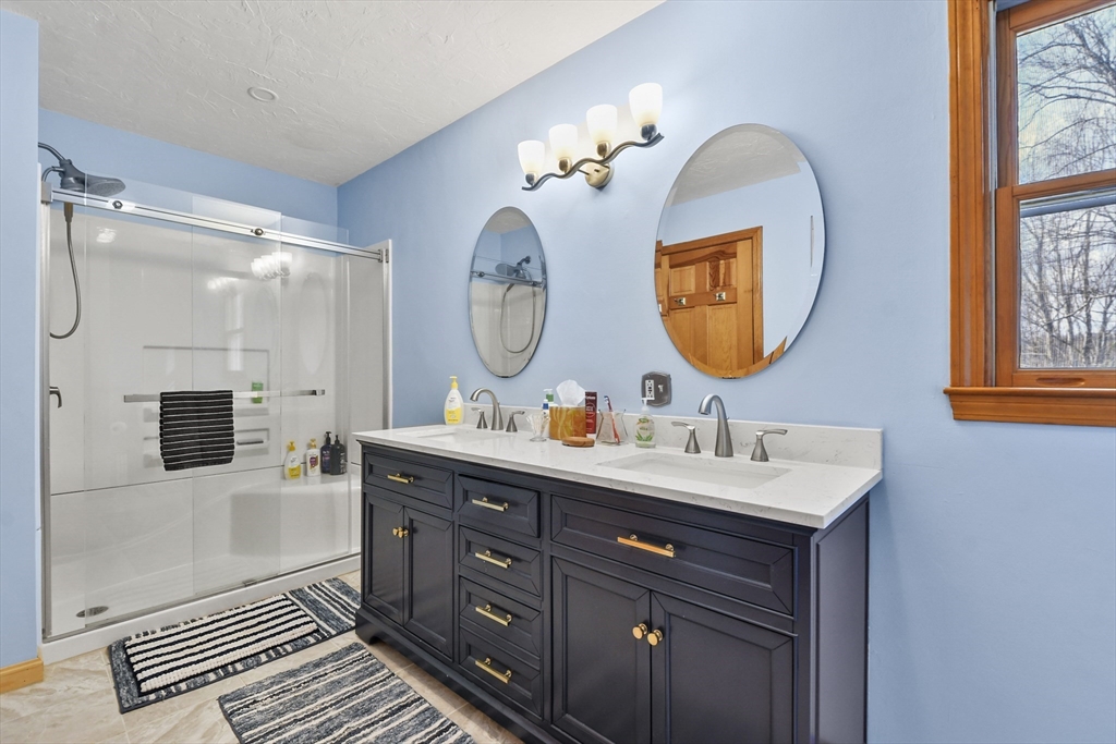 4 Bradish Farm Road Upton, MA 01568 - Photo 20 of 40