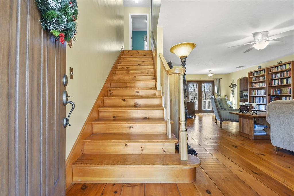4 Bradish Farm Road Upton, MA 01568 - Photo 3 of 40