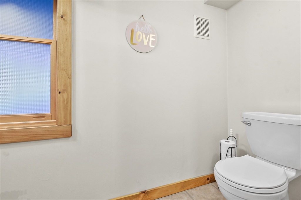 4 Bradish Farm Road Upton, MA 01568 - Photo 33 of 40