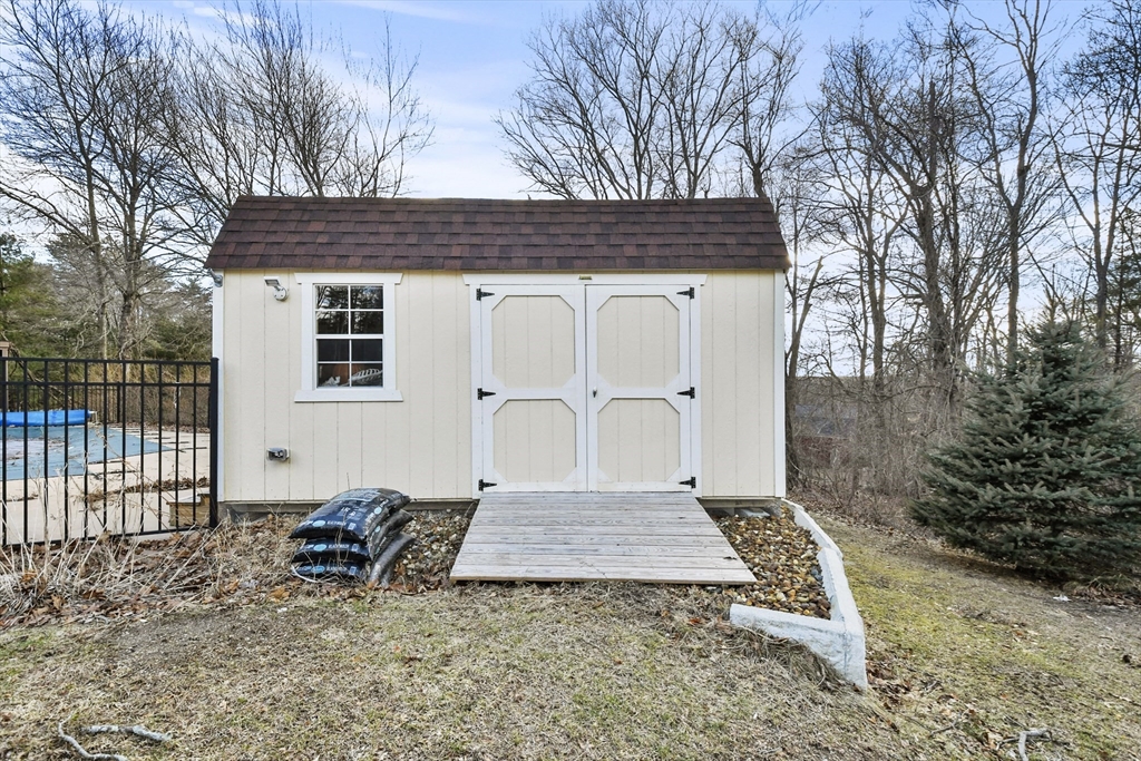 4 Bradish Farm Road Upton, MA 01568 - Photo 39 of 40