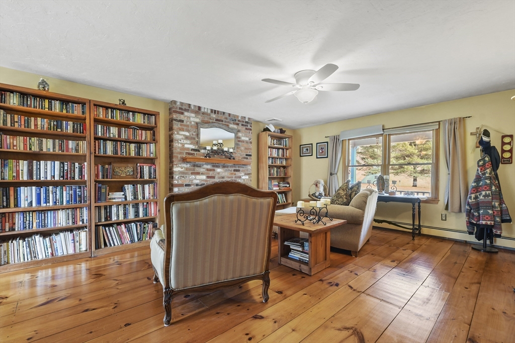 4 Bradish Farm Road Upton, MA 01568 - Photo 4 of 40