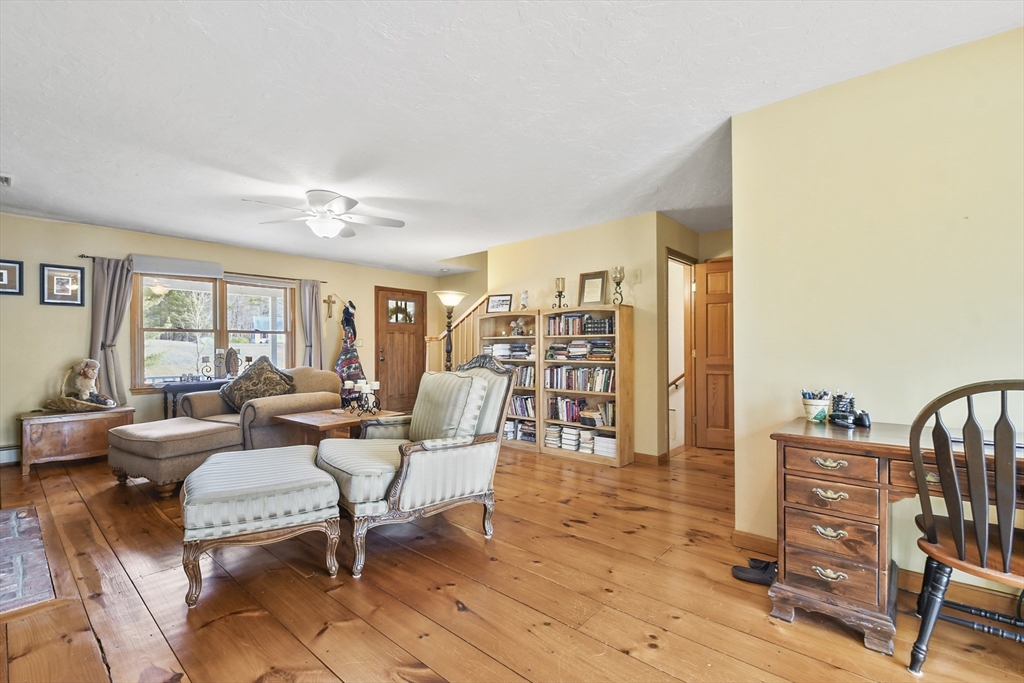 4 Bradish Farm Road Upton, MA 01568 - Photo 6 of 40