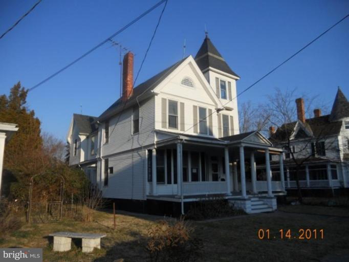 703 Locust Street Cambridge, MD 21613 - Photo 2 of 27 Exterior #3