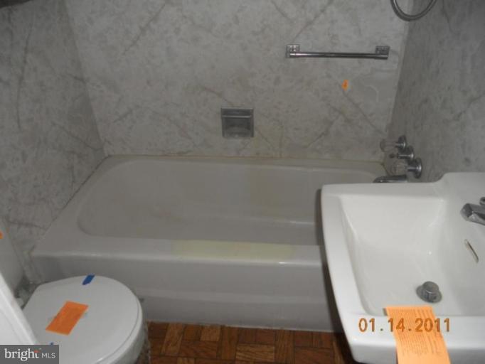 703 Locust Street Cambridge, MD 21613 - Photo 15 of 27 Bath #1