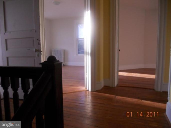 703 Locust Street Cambridge, MD 21613 - Photo 16 of 27 Hallway
