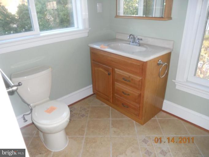 703 Locust Street Cambridge, MD 21613 - Photo 20 of 27 Bath #4
