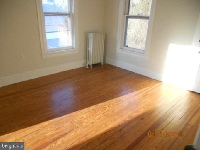 703 Locust Street Cambridge, MD 21613 - Photo 24 of 27 Bedroom #3