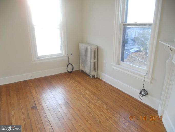 703 Locust Street Cambridge, MD 21613 - Photo 25 of 27 Bedroom #4