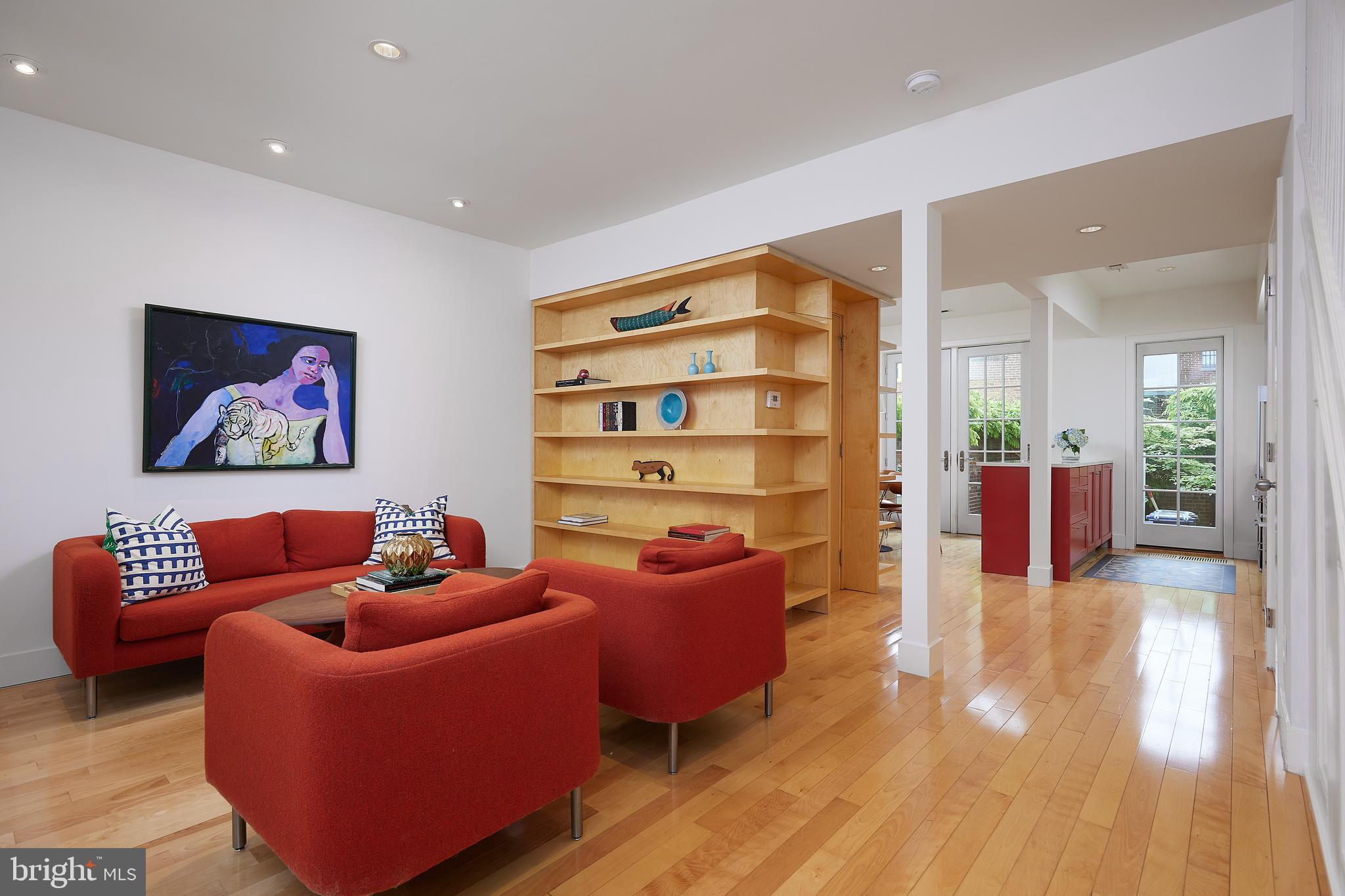 1733 34th Street Northwest Washington, DC 20007 - Photo 3 of 40
