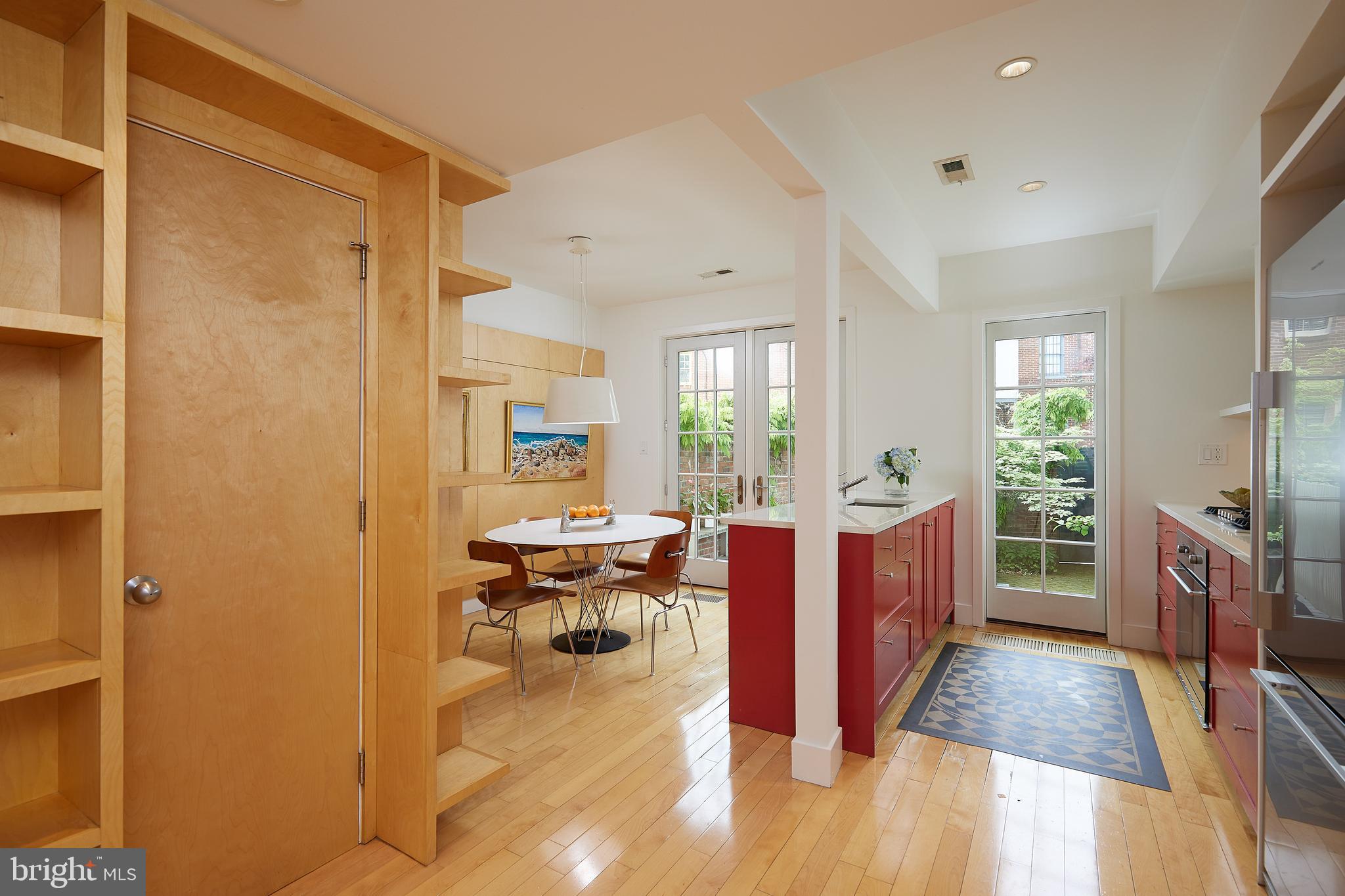 1733 34th Street Northwest Washington, DC 20007 - Photo 8 of 40