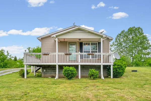 $129,900 | 118 Hardy Road, Cadiz, KY 42211