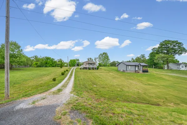 $129,900 | 118 Hardy Road, Cadiz, KY 42211