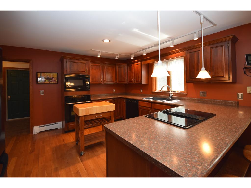 8 Kiln Road Essex Junction, VT 05452 - Photo 3 of 36 Gallery Image 3