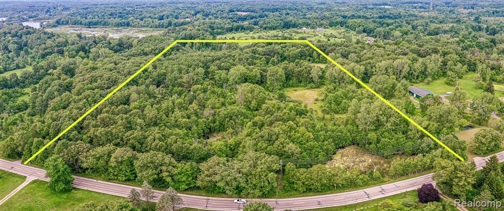 3309 Rochester Road Leonard, MI 48367 - Photo 6 of 10