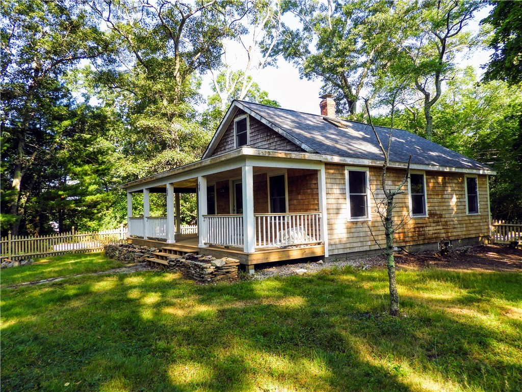 621 Saugatucket Road South Kingstown, RI 02879 - Photo 2 of 44 Gallery Image 2