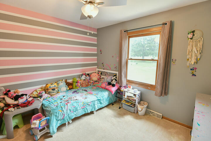 8715 378th Avenue Randall, WI 53105 - Photo 12 of 29 Beroom 2