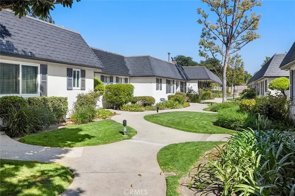 $620,000 | 1330 Victoria Drive, Unit C, Fullerton, CA 92831