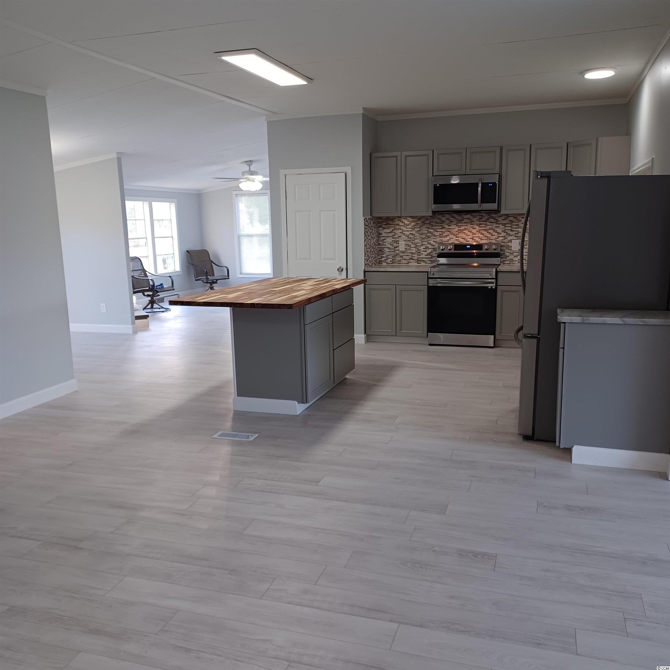 5309 Cartwheel Road Mullins, SC 29574 - Photo 6 of 36 Gallery Image 6