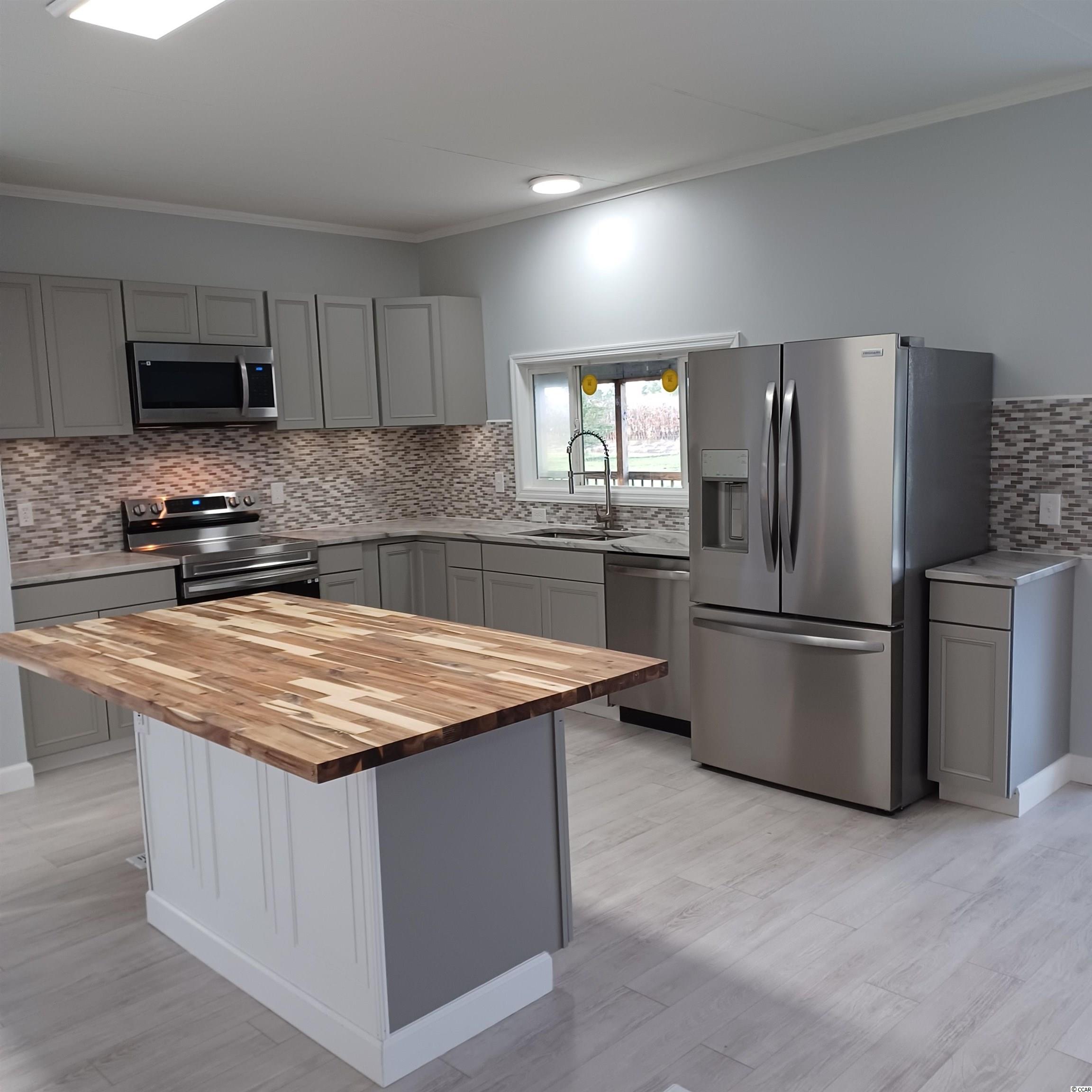 5309 Cartwheel Road Mullins, SC 29574 - Photo 9 of 36 Gallery Image 9