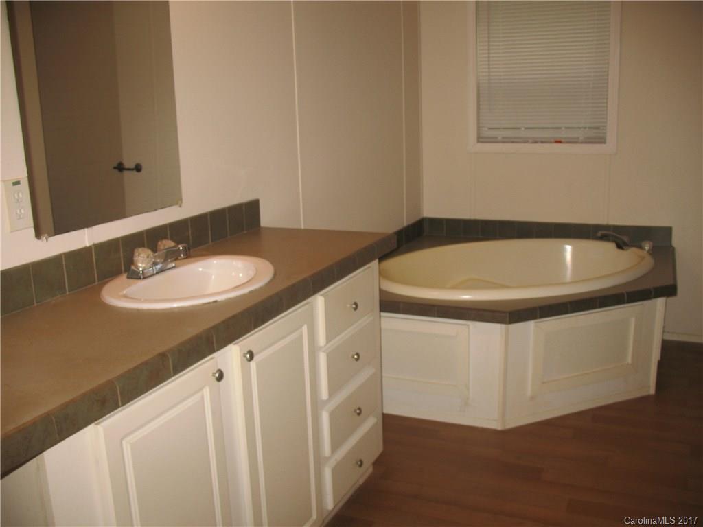 82 Laurel Loop Road, Unit 6 Fletcher, NC 28732 - Photo 8 of 13