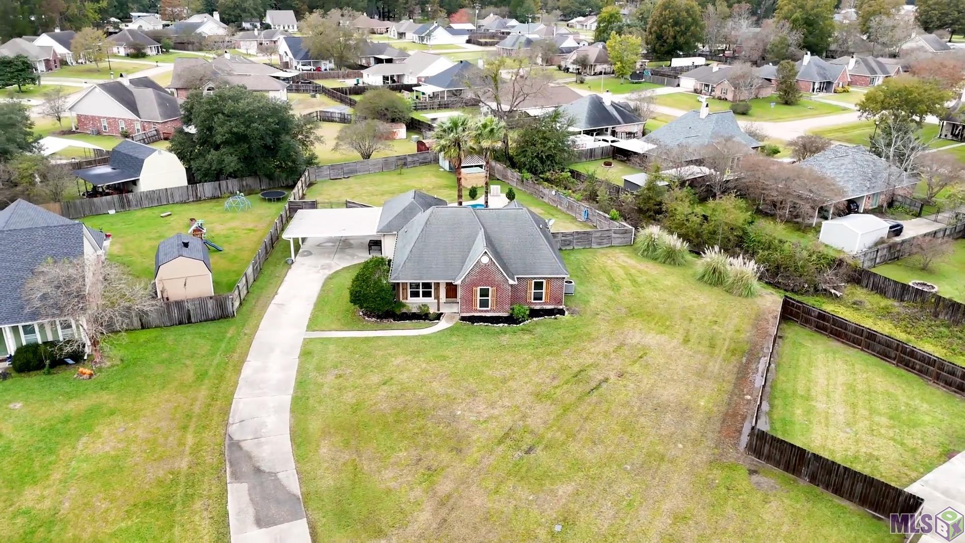 32435 Quail Ridge Denham Springs, LA 70706 - Photo 3 of 21 Gallery Image 3