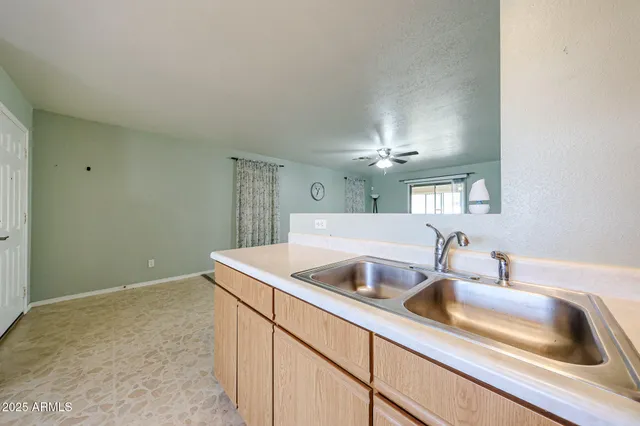 a close view of sink and tap