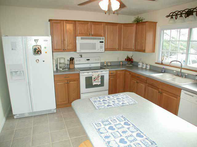 2301 Linmar Circle Anderson, SC 29621 - Photo 2 of 8 Gallery Image 2