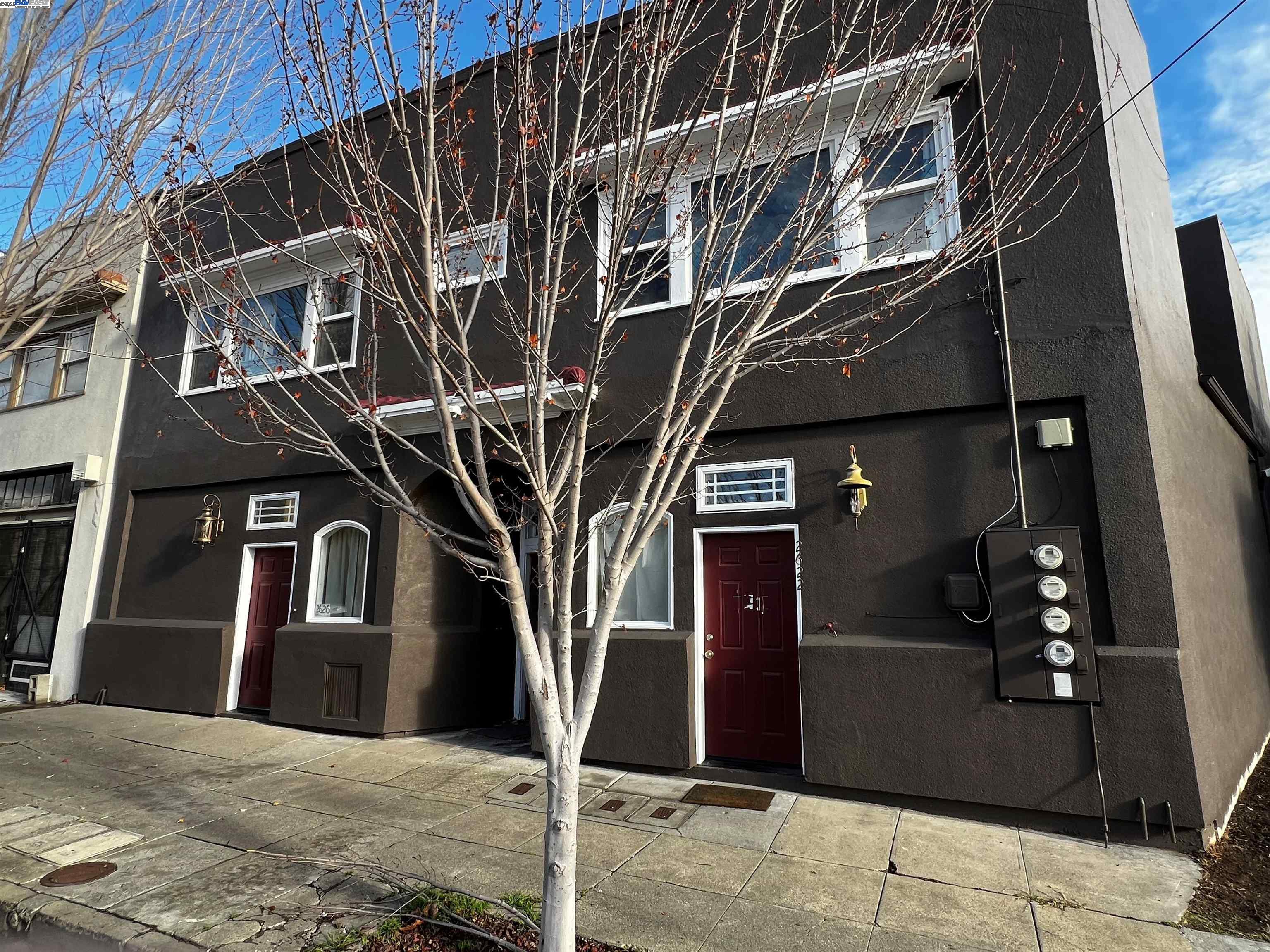 2622 Kingsland Avenue Oakland, CA 94619 - Photo 4 of 29 a front view of a building