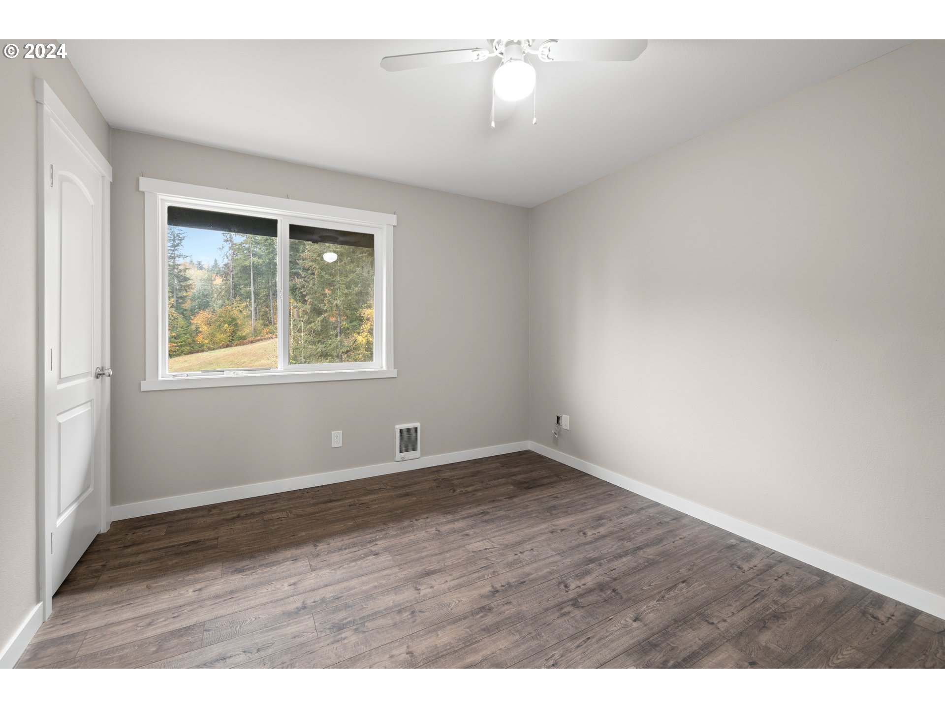 830 Niemi Road Woodland, WA 98674 - Photo 22 of 45 Bedroom, Primary