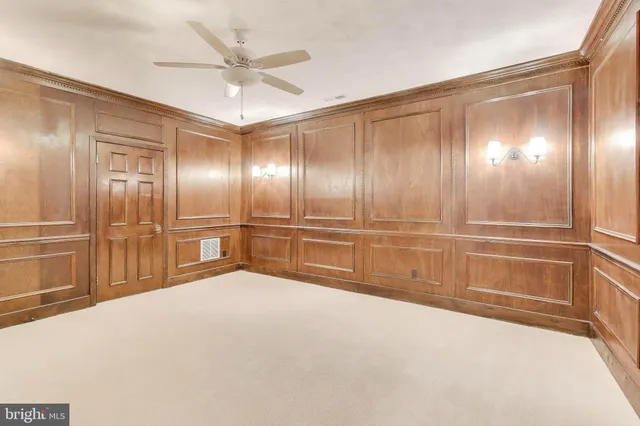 $6,950 | 4001 North Ridgeview Road, Arlington, VA 22207