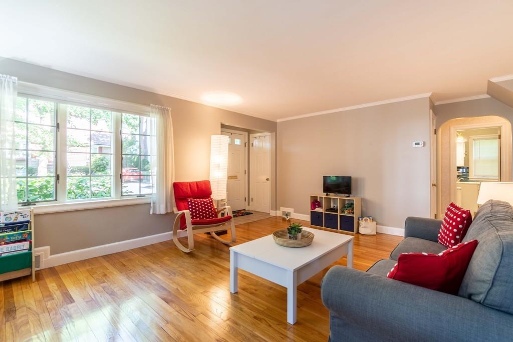 124 High Haith Road Arlington, MA 02476 - Photo 5 of 32