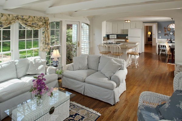 22 Wadsworth Road Duxbury, MA 02332 - Photo 5 of 15 Gallery Image 5