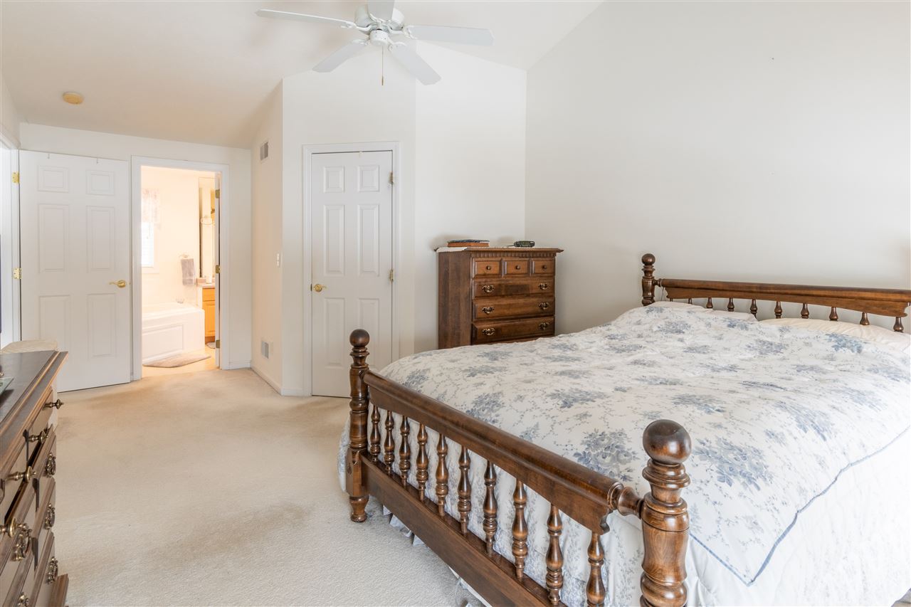 4 Tumble Road Bedford, NH 03110 - Photo 13 of 20