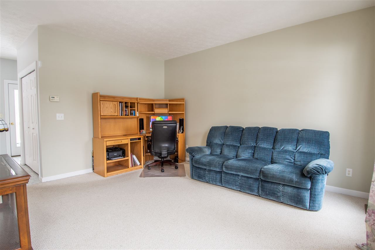 4 Tumble Road Bedford, NH 03110 - Photo 10 of 20