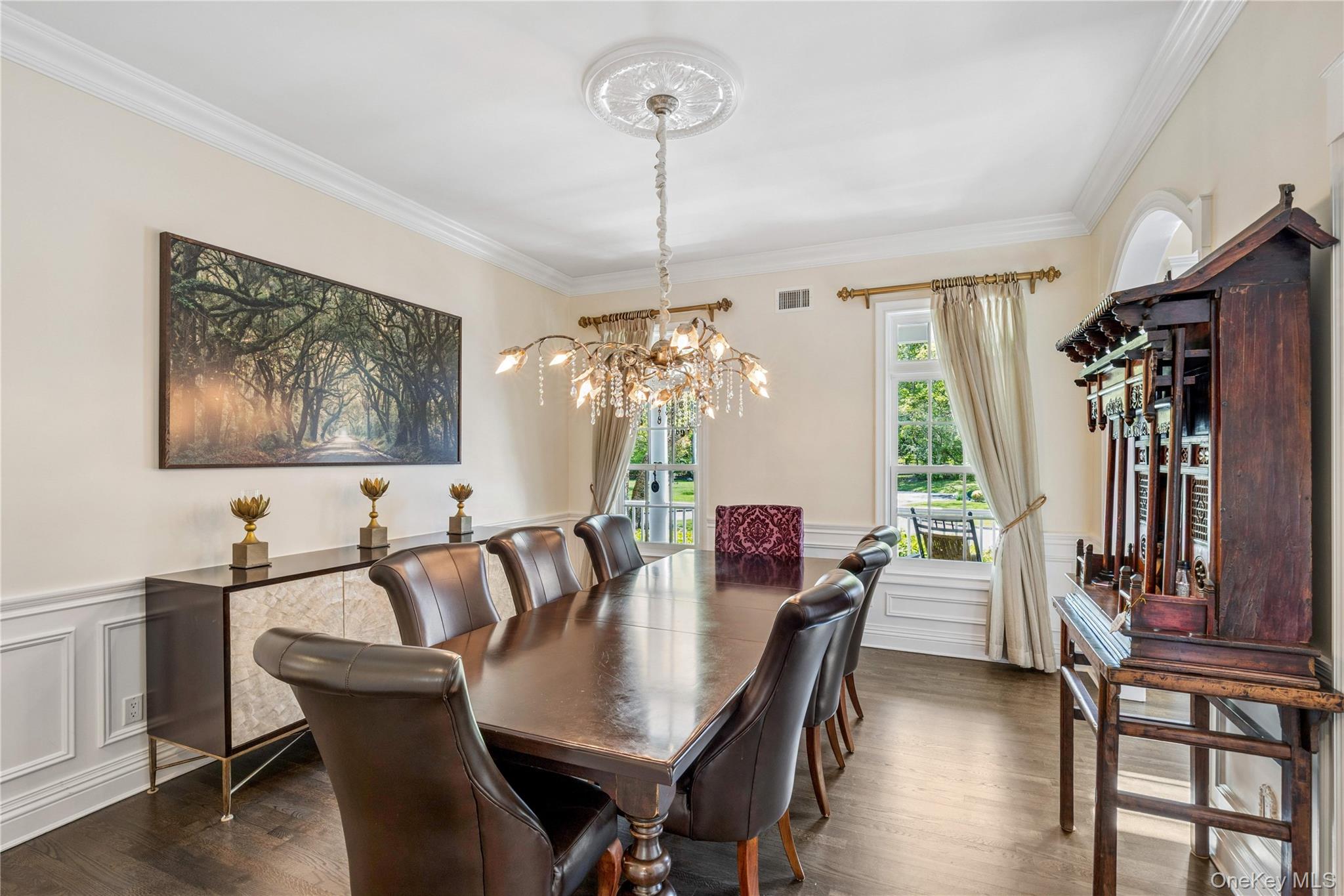 503 Cold Spring Road Laurel Hollow, NY 11791 - Photo 9 of 49
