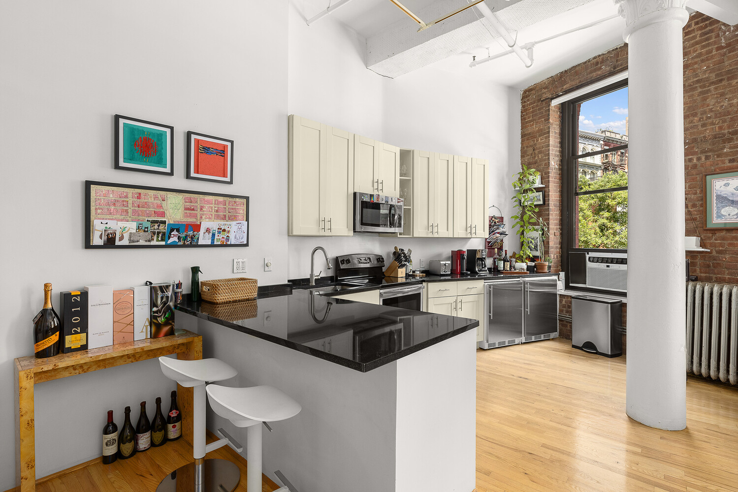 6 Varick Street, Unit 2B Manhattan, NY 10013 - Photo 3 of 6