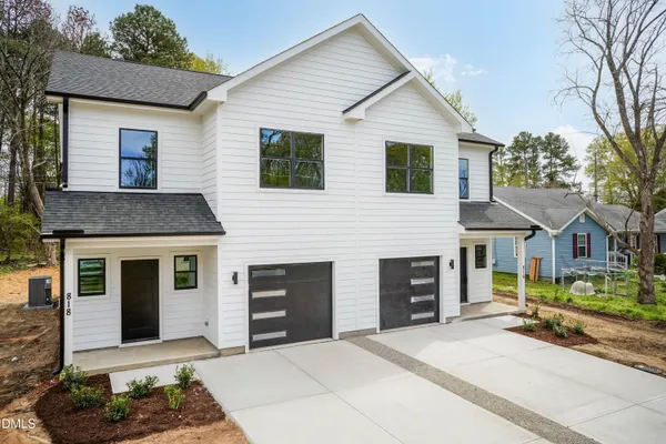 $2,100 | 816 North Taylor Street, Wake Forest, NC 27587