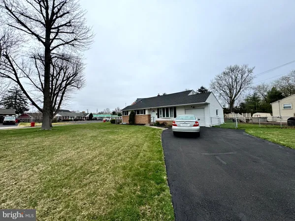 $449,999 | 654 Cypress Road, Warminster, PA 18974