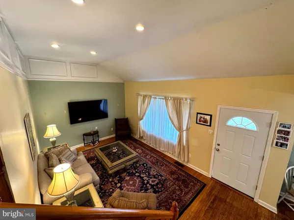 $449,999 | 654 Cypress Road, Warminster, PA 18974