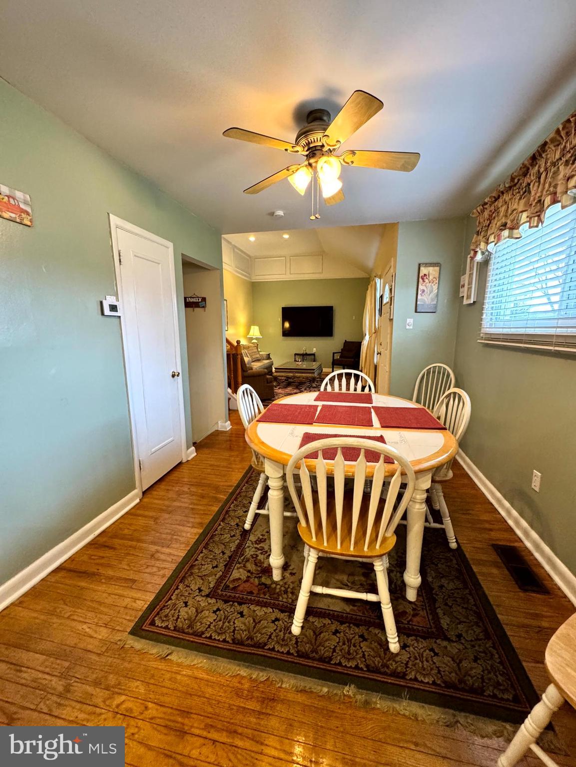 654 Cypress Road Warminster, PA 18974 - Photo 19 of 67