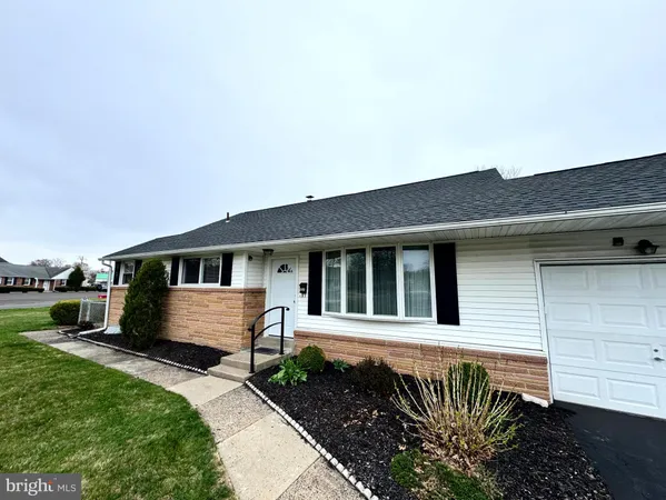$449,999 | 654 Cypress Road, Warminster, PA 18974